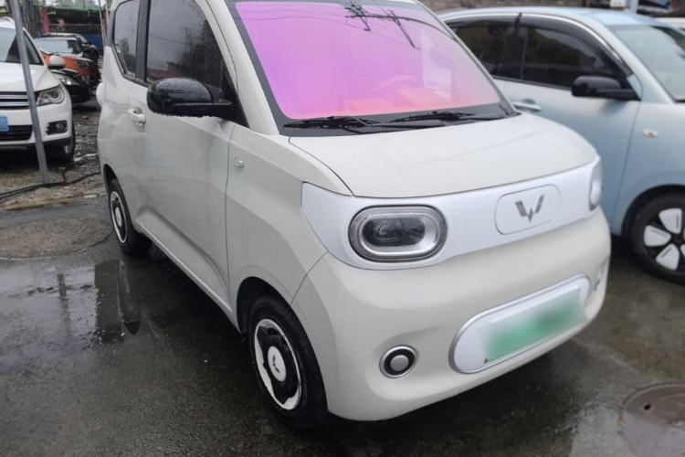 Used Wuling Hongguang MINIEV 2024 3rd Generation 215km Youth Edition Front Right 45 Deg