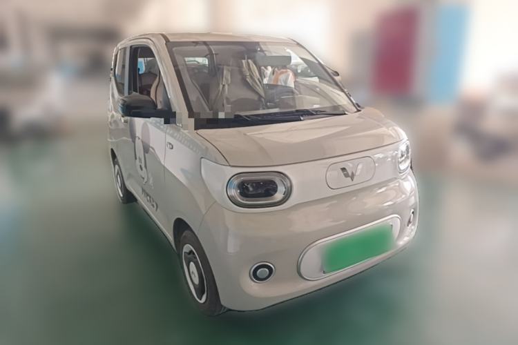 Used Wuling Hongguang MINIEV 2024 3rd Generation 215km Youth Edition Front Right 45 Deg