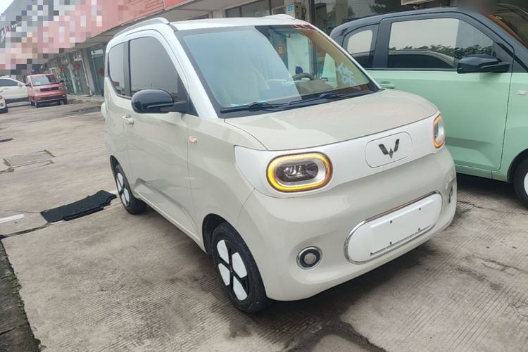 Used Wuling Hongguang MINIEV 2024 3rd Generation 215km Advanced Version Front Right 45 Deg