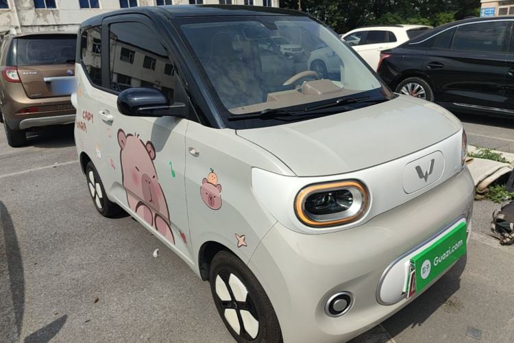 Used Wuling Hongguang MINIEV 2024 3rd Generation 215km Youth Edition Front Right 45 Deg
