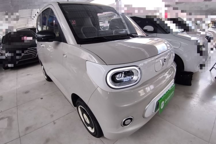 Used Wuling Hongguang MINIEV 2024 3rd Generation 215km Youth Edition Front Right 45 Deg