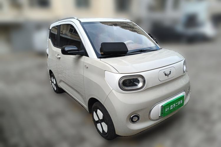 Used Wuling Hongguang MINIEV 2024 3rd Generation 215km Advanced Version Front Right 45 Deg