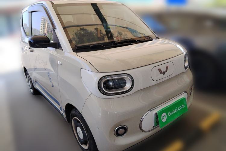 Used Wuling Hongguang MINIEV 2024 Third Generation 120 km Front Right 45 Deg