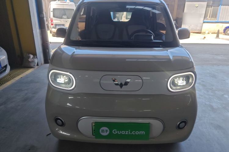 Used Wuling Hongguang MINIEV 2024 3rd Generation 215km Youth Edition Front