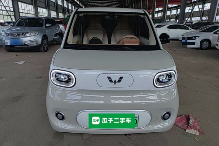 Used Wuling Hongguang MINIEV 2024 3rd Generation 215km Youth Edition Front