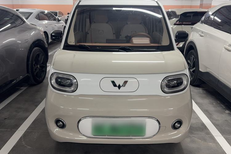 Used Wuling Hongguang MINIEV 2024 3rd Generation 215km Advanced Version Front