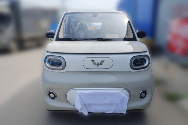 Used Wuling Hongguang MINIEV 2024 3rd Generation 215km Youth Edition Front