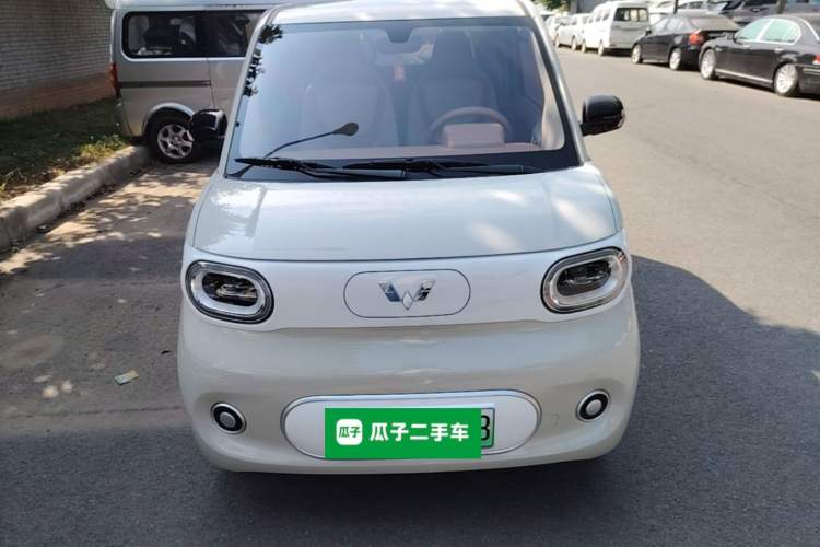Used Wuling Hongguang MINIEV 2024 3rd Generation 215km Youth Edition Front