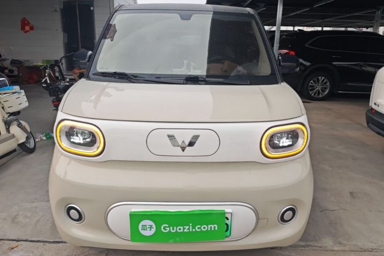 Used Wuling Hongguang MINIEV 2024 3rd Generation 215km Youth Edition Front