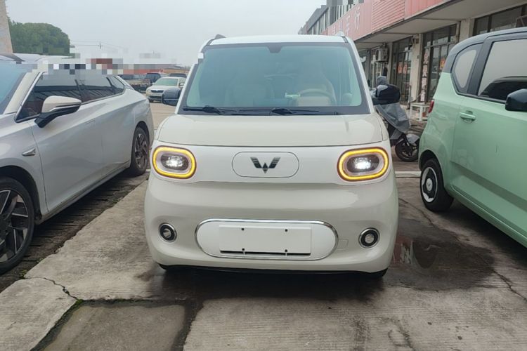 Used Wuling Hongguang MINIEV 2024 3rd Generation 215km Advanced Version Front