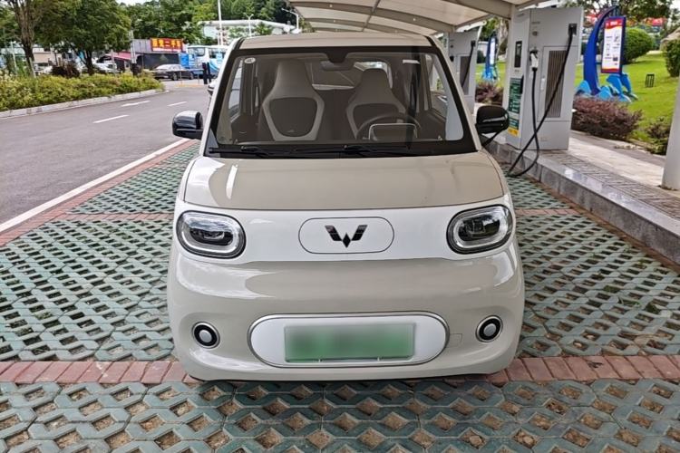 Used Wuling Hongguang MINIEV 2024 3rd Generation 215km Youth Edition Front