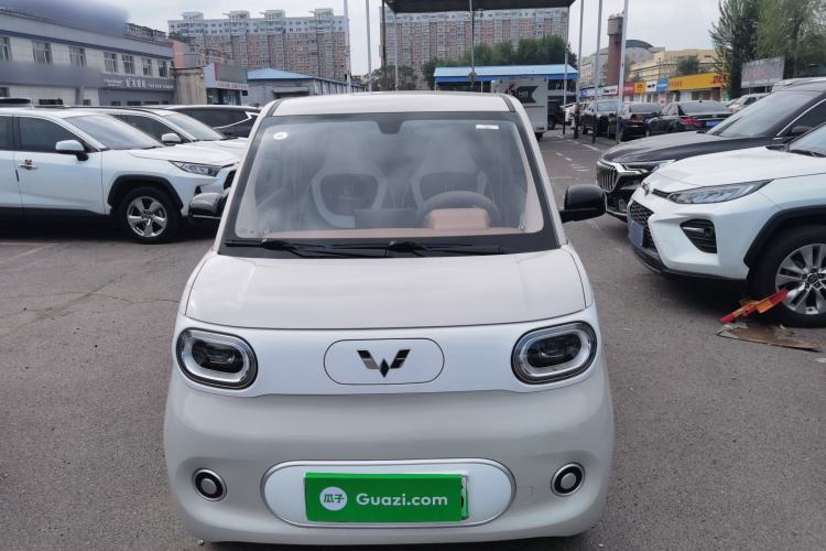 Used Wuling Hongguang MINIEV 2024 3rd Generation 215km Youth Edition Front