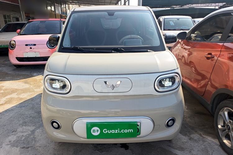 Used Wuling Hongguang MINIEV 2024 3rd Generation 215km Youth Edition Front