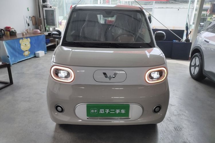 Used Wuling Hongguang MINIEV 2024 3rd Generation 215km Youth Edition Front
