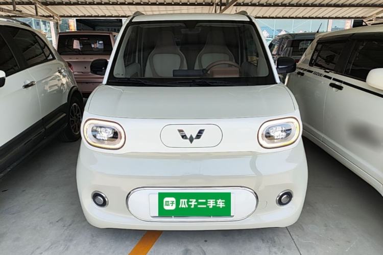 Used Wuling Hongguang MINIEV 2024 3rd Generation 215km Advanced Version Front