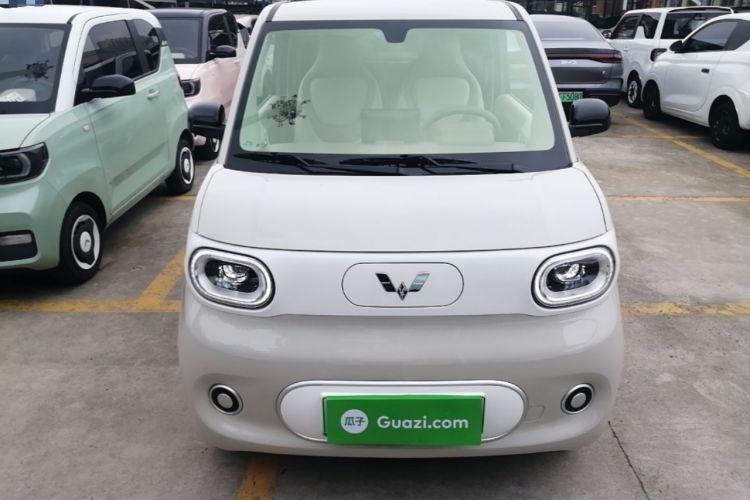 Used Wuling Hongguang MINIEV 2024 3rd Generation 215km Youth Edition Front