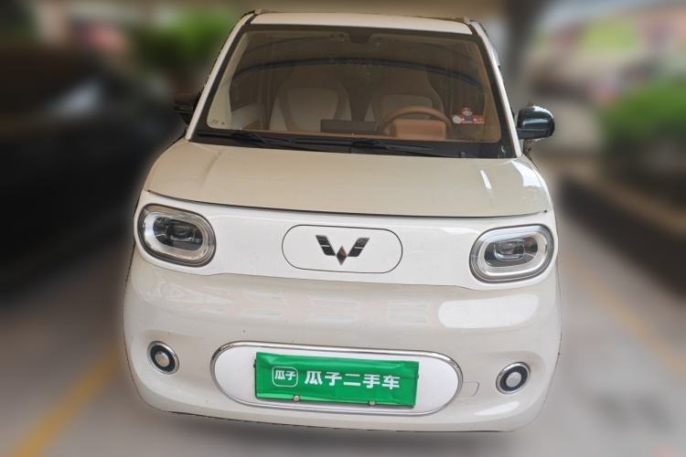 Used Wuling Hongguang MINIEV 2024 3rd Generation 215km Advanced Version Front