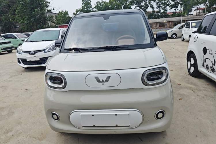Used Wuling Hongguang MINIEV 2024 3rd Generation 215km Youth Edition Front
