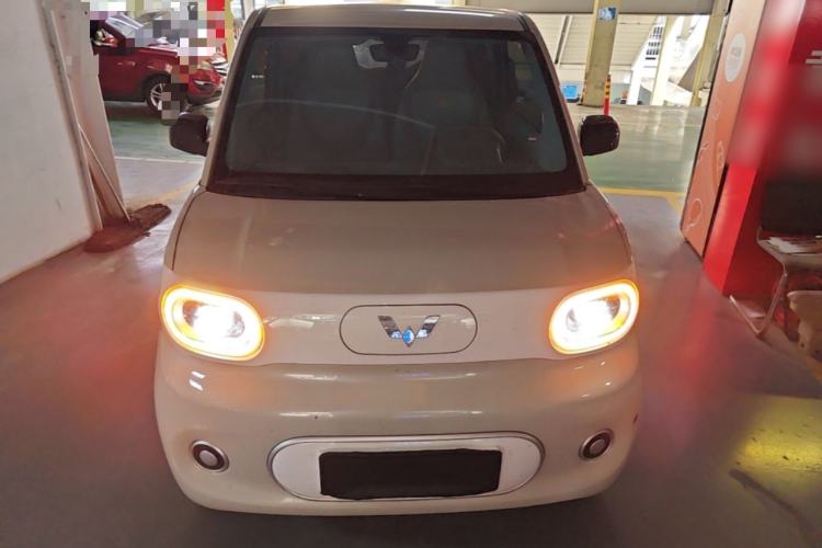 Used Wuling Hongguang MINIEV 2024 3rd Generation 215km Youth Edition Front