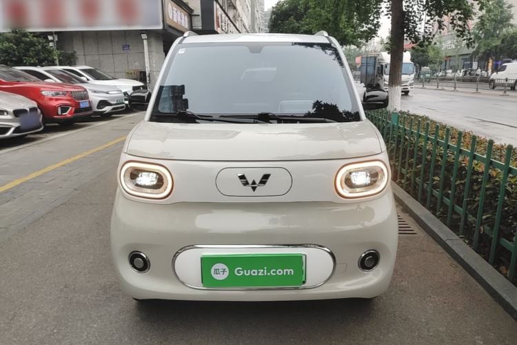 Used Wuling Hongguang MINIEV 2024 3rd Generation 215km Advanced Version Front