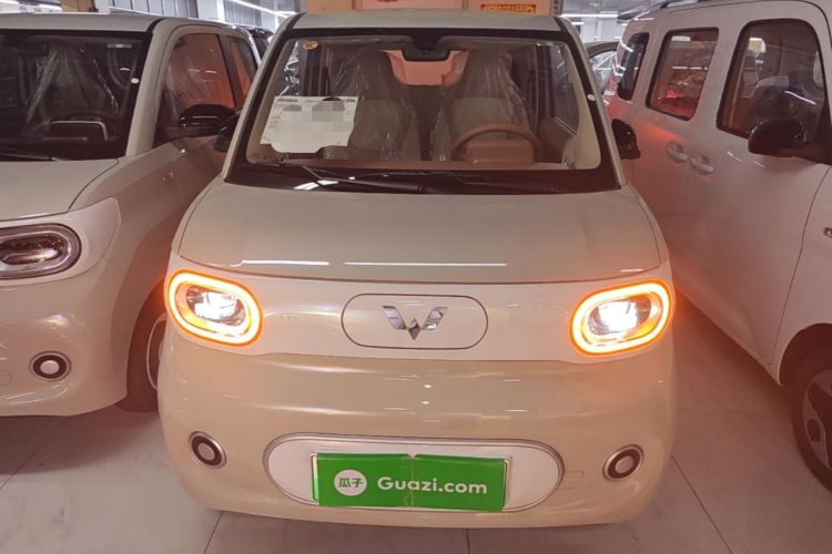 Used Wuling Hongguang MINIEV 2024 3rd Generation 215km Youth Edition Front