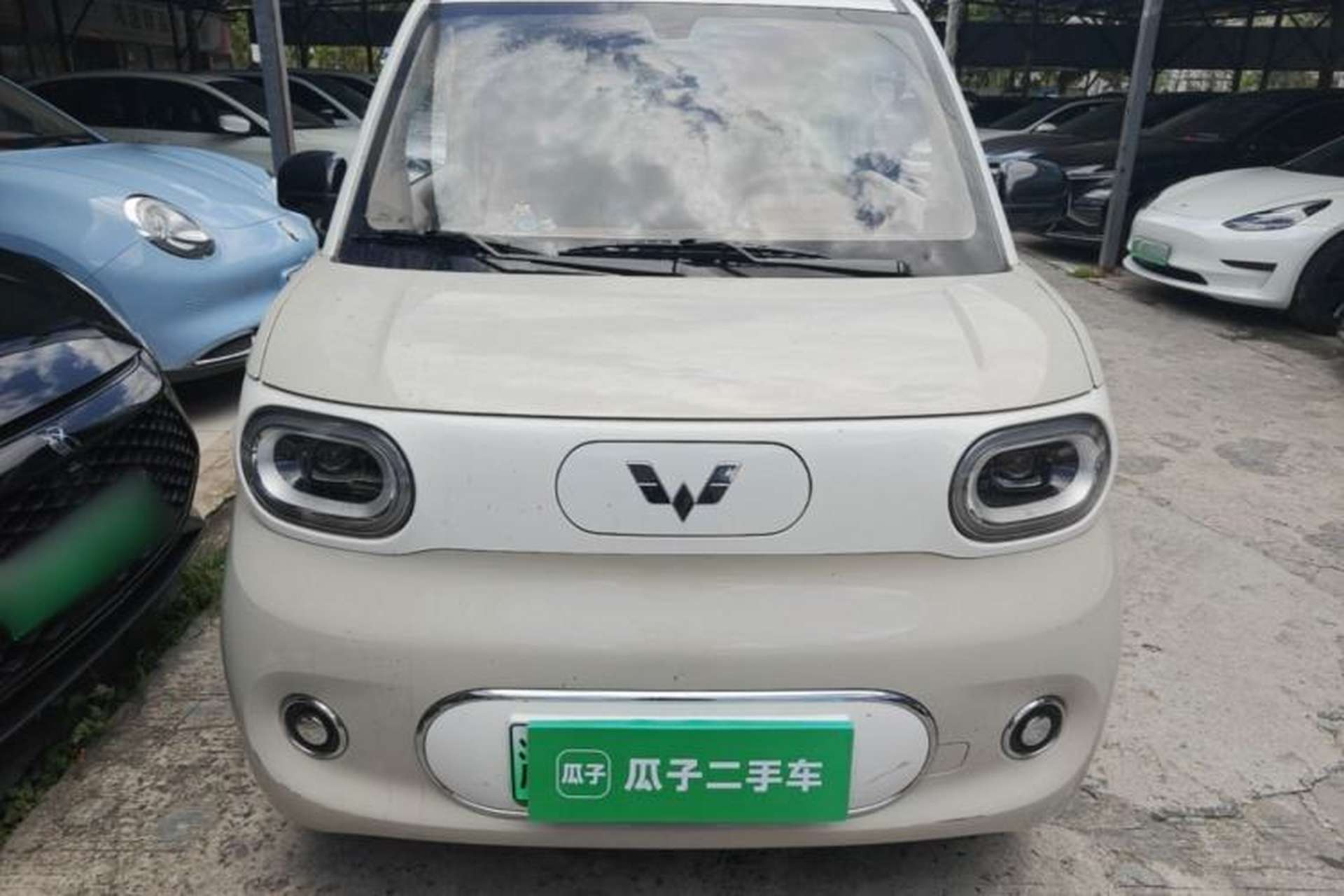 Used Wuling Hongguang MINIEV 2024 3rd Generation 215km Advanced Version Front