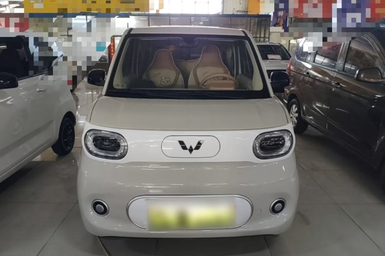 Used Wuling Hongguang MINIEV 2024 3rd Generation 215km Youth Edition Front