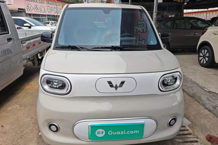 Used Wuling Hongguang MINIEV 2024 3rd Generation 215km Youth Edition Front