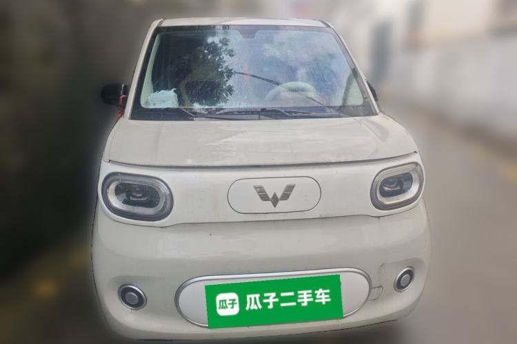 Used Wuling Hongguang MINIEV 2024 3rd Generation 215km Youth Edition Front