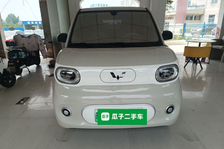 Used Wuling Hongguang MINIEV 2024 3rd Generation 215km Youth Edition Front
