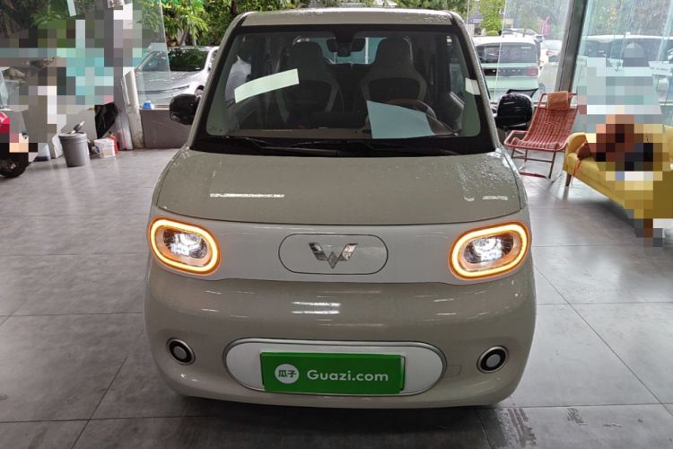 Used Wuling Hongguang MINIEV 2024 3rd Generation 215km Youth Edition Front