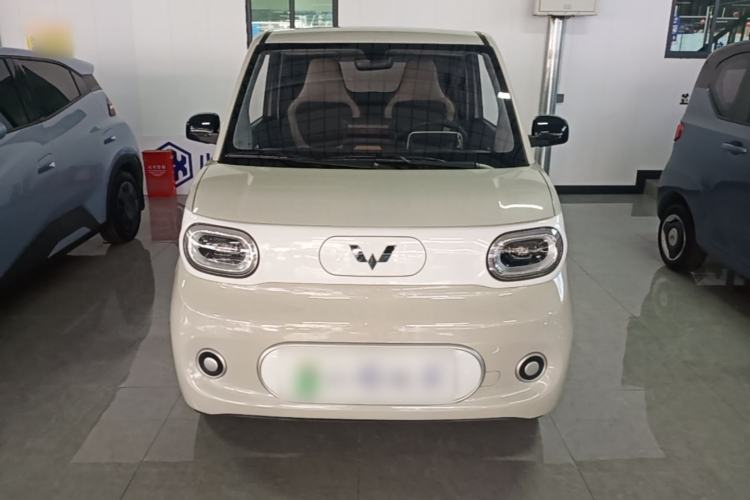 Used Wuling Hongguang MINIEV 2024 3rd Generation 215km Youth Edition Front