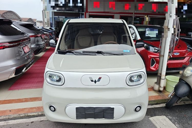 Used Wuling Hongguang MINIEV 2024 3rd Generation 215km Youth Edition Front
