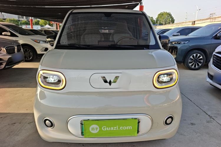 Used Wuling Hongguang MINIEV 2024 3rd Generation 215km Youth Edition Front