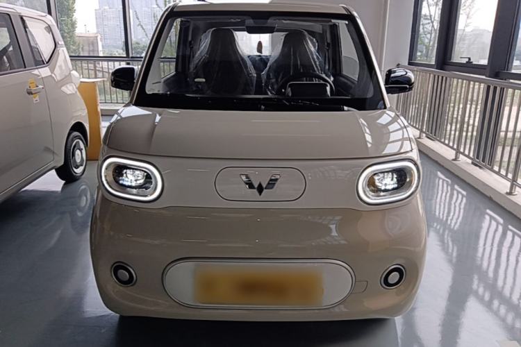 Used Wuling Hongguang MINIEV 2024 3rd Generation 215km Youth Edition Front
