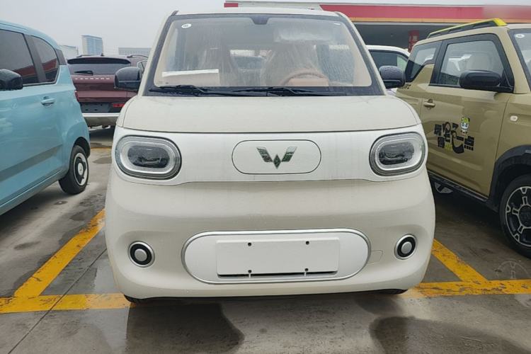 Used Wuling Hongguang MINIEV 2024 3rd Generation 215km Youth Edition Front
