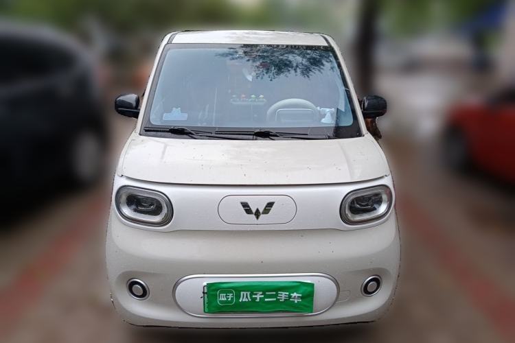 Used Wuling Hongguang MINIEV 2024 3rd Generation 215km Youth Edition Front