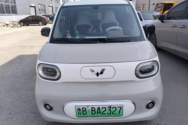 Used Wuling Hongguang MINIEV 2024 3rd Generation 170 km Front