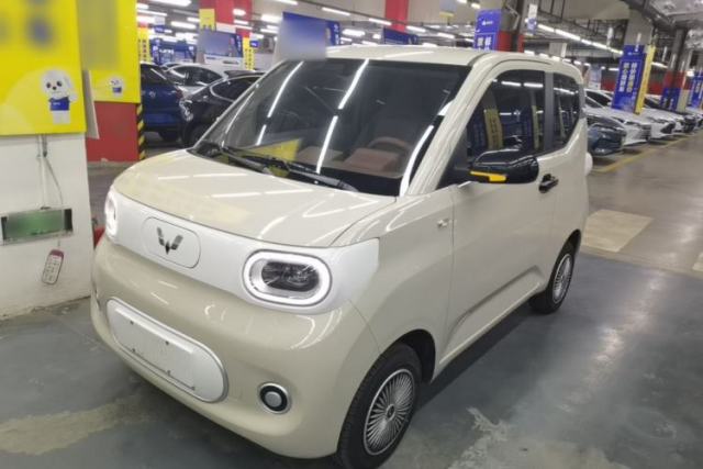 Ojetý Wuling Hongguang MINIEV 2024 3rd Generation 215km Youth Edition