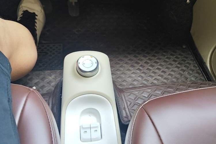 Used Wuling Hongguang MINIEV 2024 3rd Generation 215km Advanced Version Gear Lever