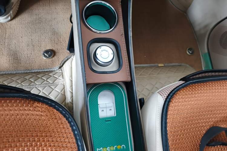Used Wuling Hongguang MINIEV 2024 3rd Generation 215km Youth Edition Gear Lever