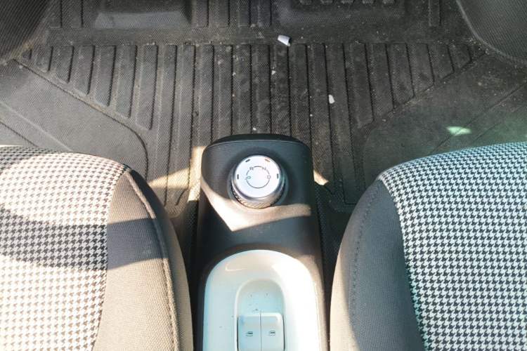 Used Wuling Hongguang MINIEV 2024 3rd Generation 215km Youth Edition Gear Lever