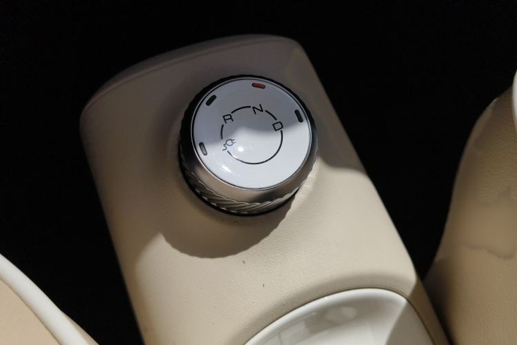 Used Wuling Hongguang MINIEV 2024 3rd Generation 215km Advanced Version Gear Lever
