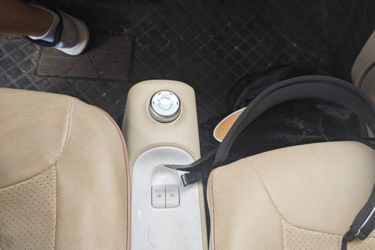 Used Wuling Hongguang MINIEV 2024 3rd Generation 215km Youth Edition Gear Lever
