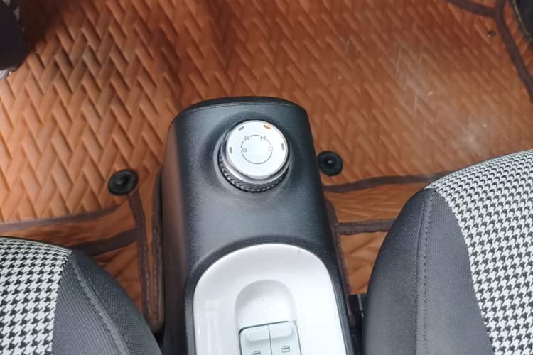 Used Wuling Hongguang MINIEV 2024 3rd Generation 215km Advanced Version Gear Lever