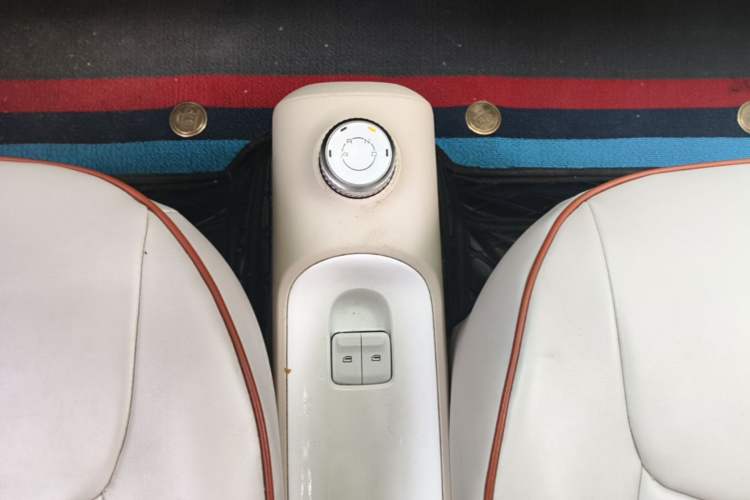 Used Wuling Hongguang MINIEV 2024 3rd Generation 215km Advanced Version Gear Lever