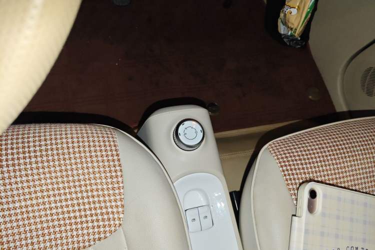 Used Wuling Hongguang MINIEV 2024 3rd Generation 215km Youth Edition Gear Lever