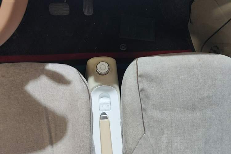 Used Wuling Hongguang MINIEV 2024 3rd Generation 215km Youth Edition Gear Lever