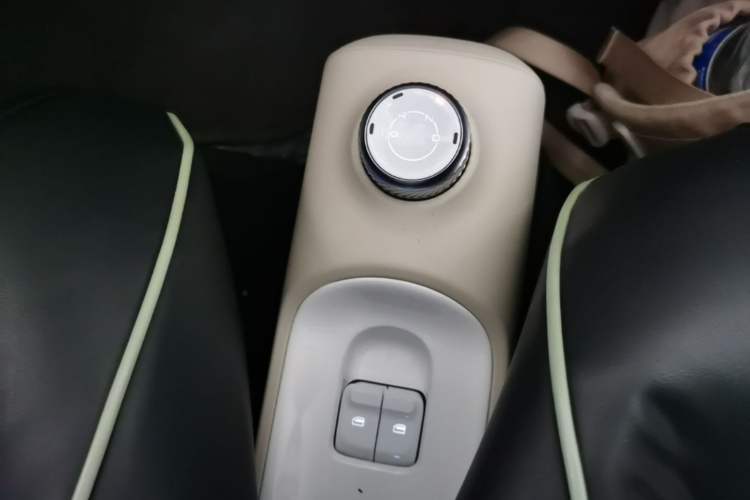 Used Wuling Hongguang MINIEV 2024 3rd Generation 215km Advanced Version Gear Lever