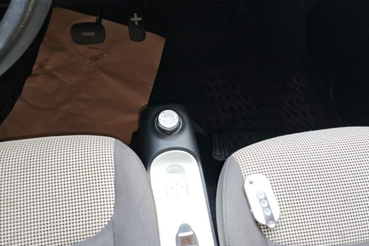 Used Wuling Hongguang MINIEV 2024 3rd Generation 215km Advanced Version Gear Lever
